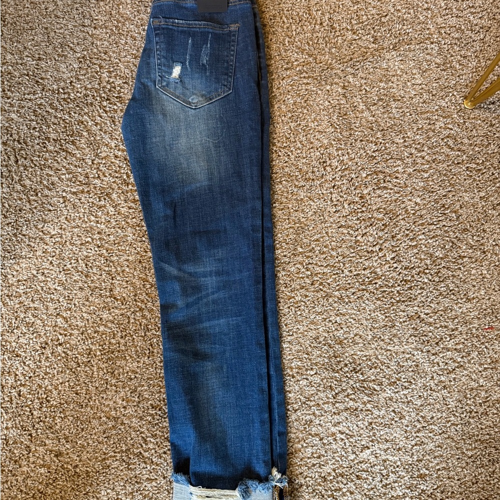 Brand new risen jeans with tummy control